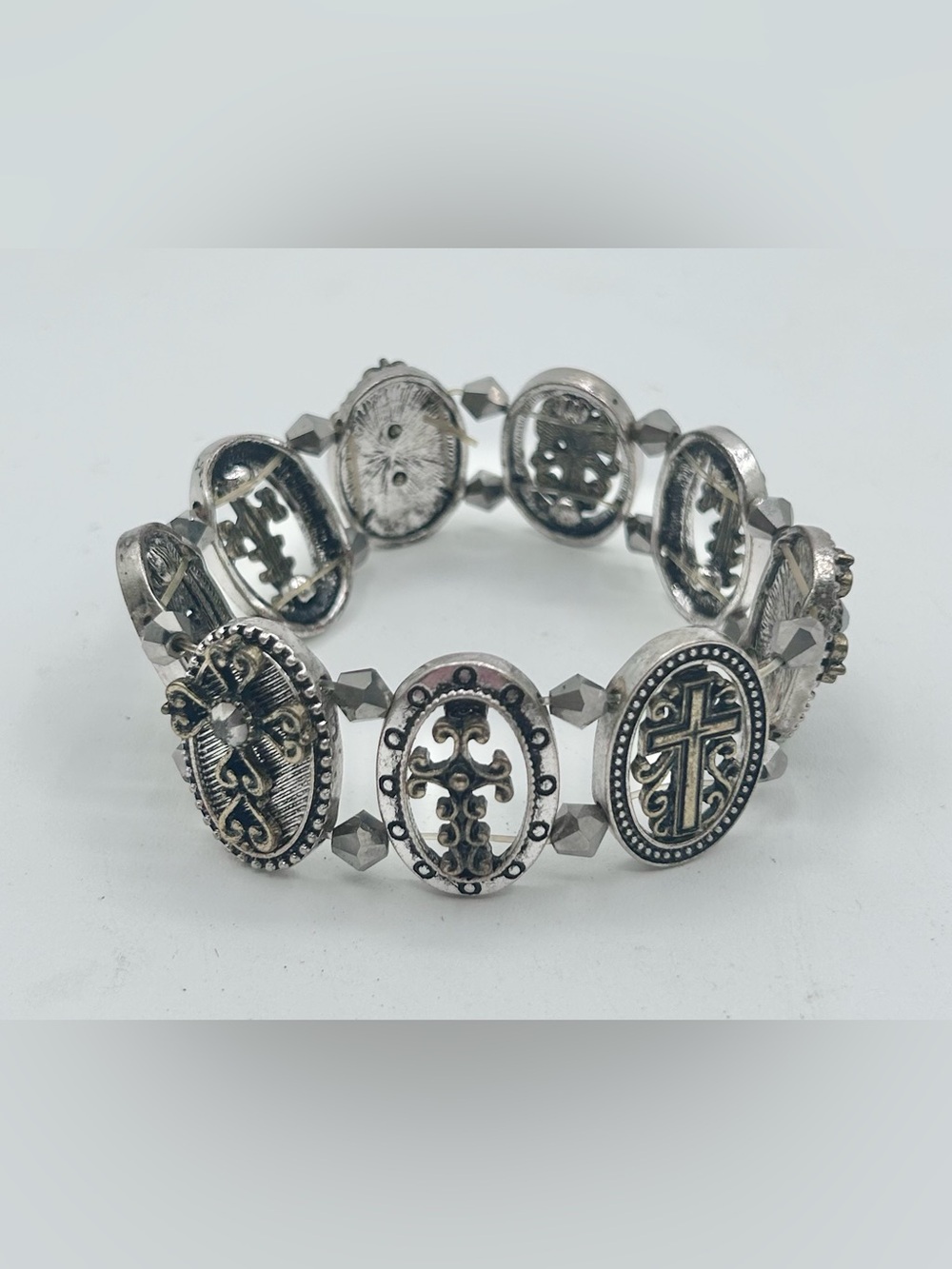 Vintage Ornate Cross Oval Panel Stretch Bracelet Silver Tone 6"